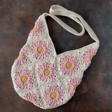 Sweet Dahlia Crochet Bag